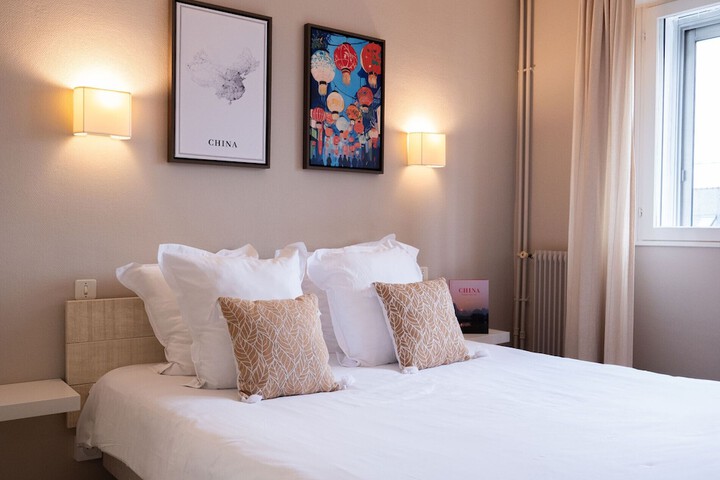 Room 21 of 50