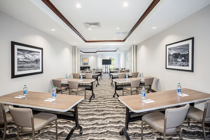 Meeting facility