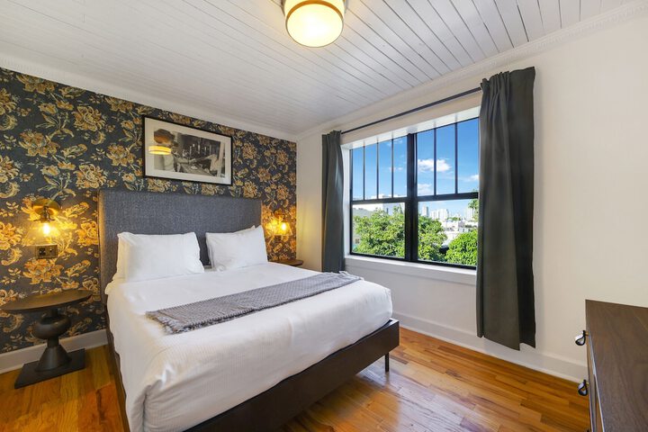Room 21 of 47