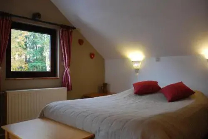 Room 3 of 12