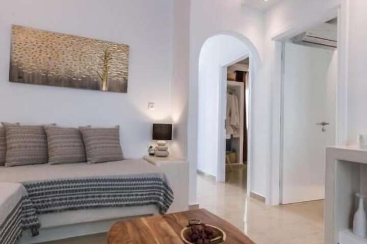 Room 4 of 29