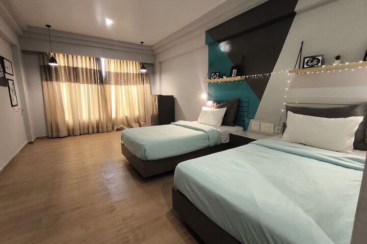 Room 8 of 14