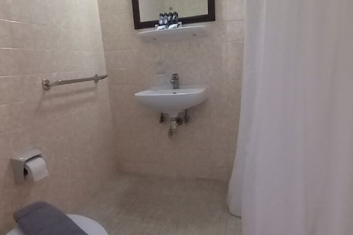 Room 62 of 120