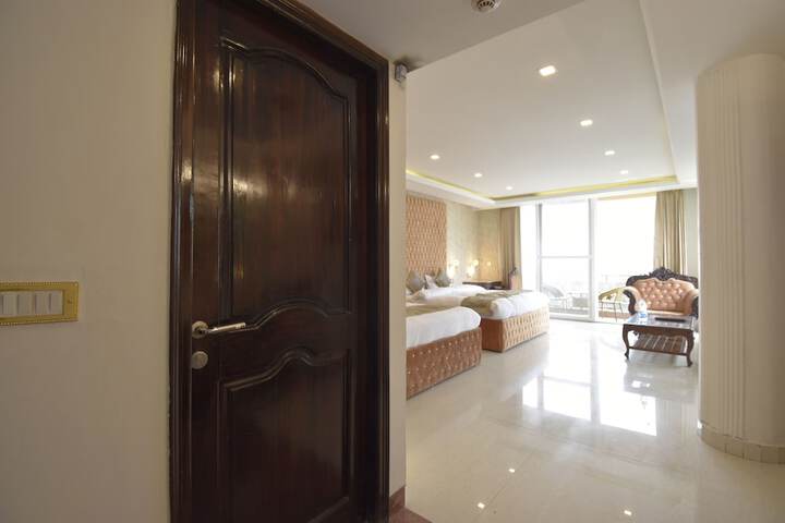 Room 14 of 111