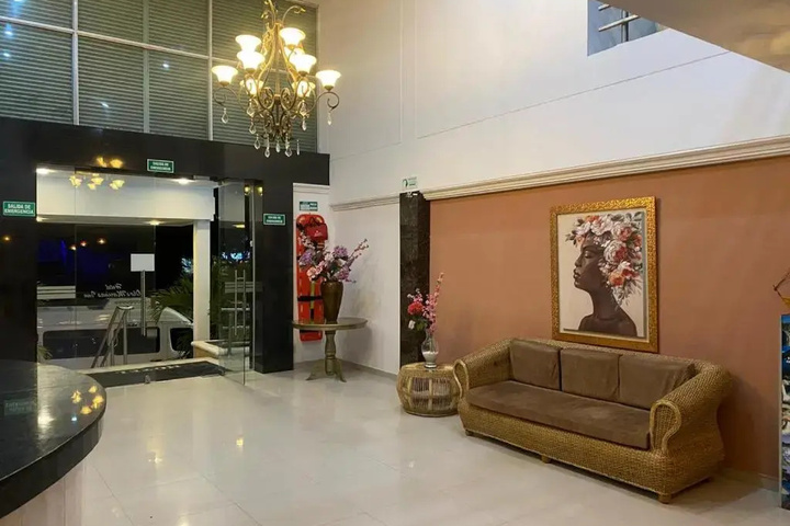 Hotel Interior 2 of 12