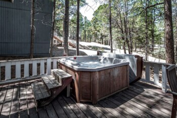 1st Wood N Box Lodge Cabin in Ruidoso, NM