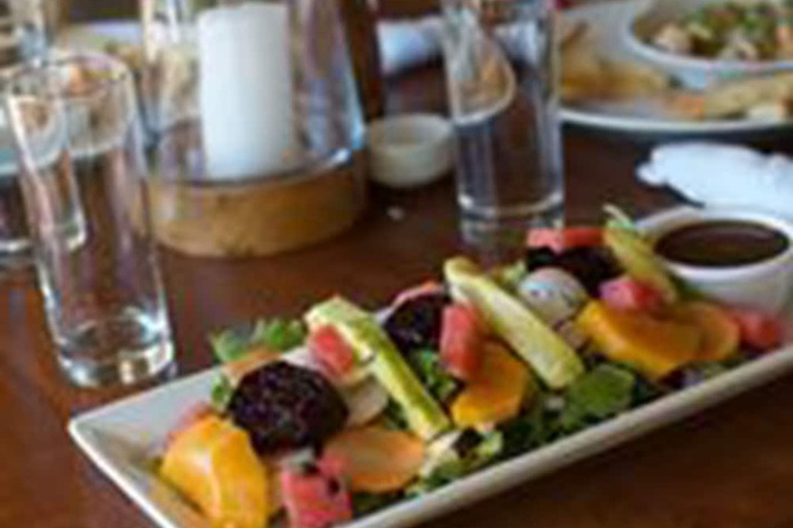 Dining 41 of 61