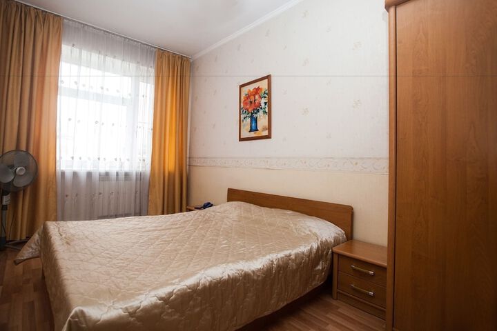 Room 16 of 164