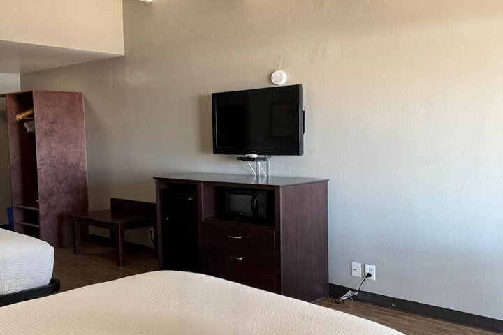 Room 17 of 61