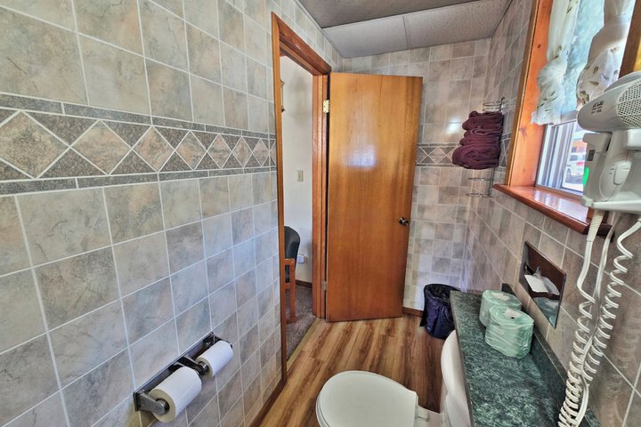Room 98 of 183