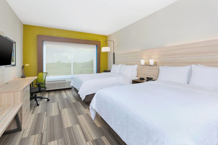 Room 8 of 36