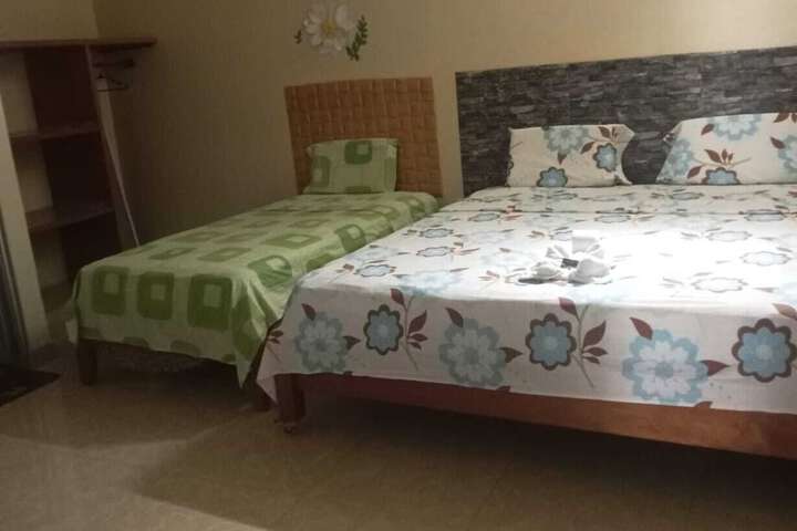 Room 8 of 12