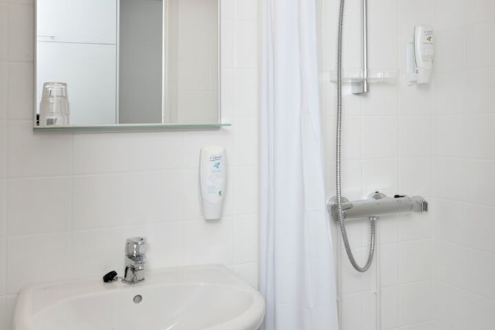 Clean Restrooms