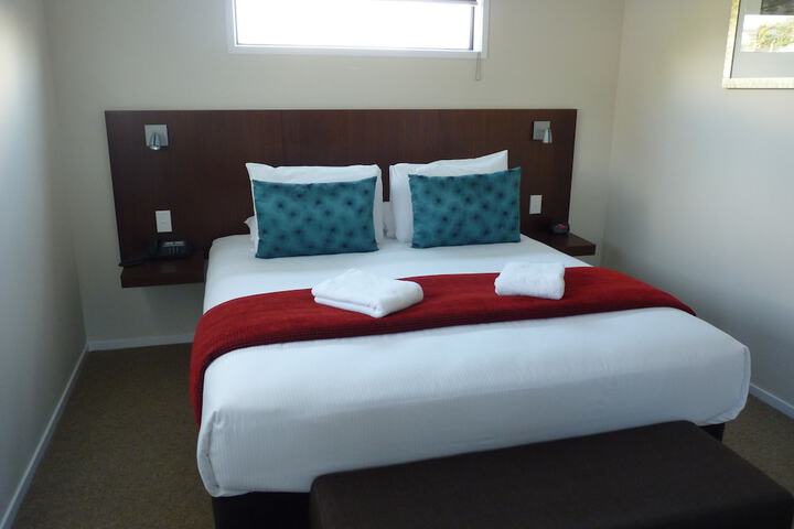 Room 7 of 26