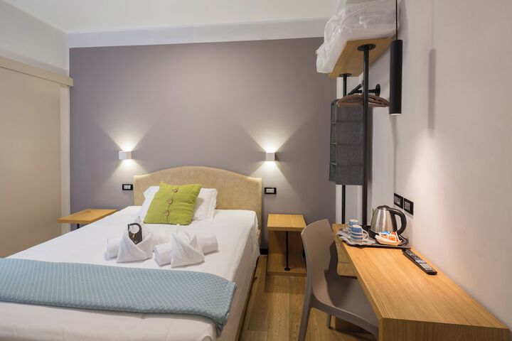 Room 20 of 50