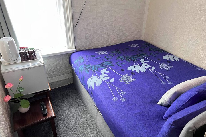 Room 19 of 37