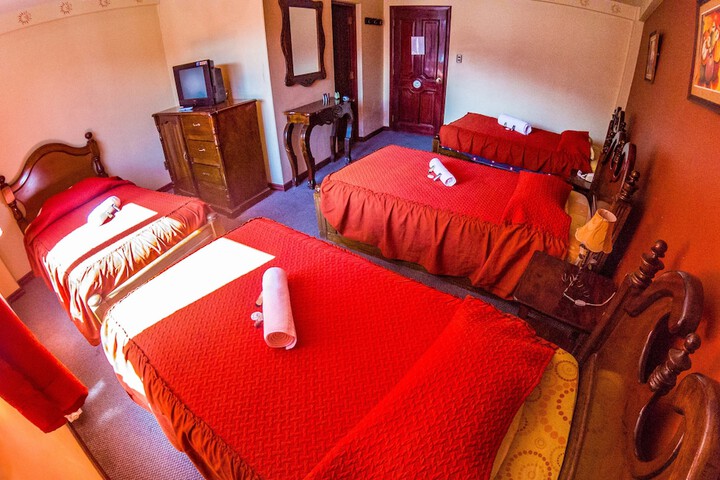 Room 18 of 27