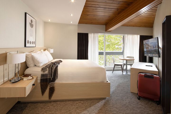 Room 5 of 26