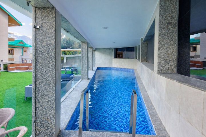 Pool 9 of 33