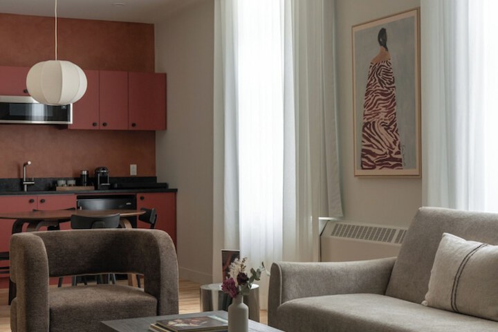 Room 48 of 145
