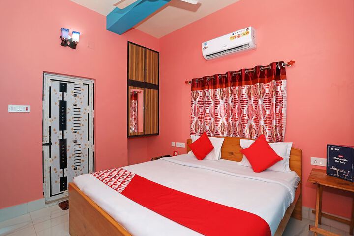 Room 14 of 18