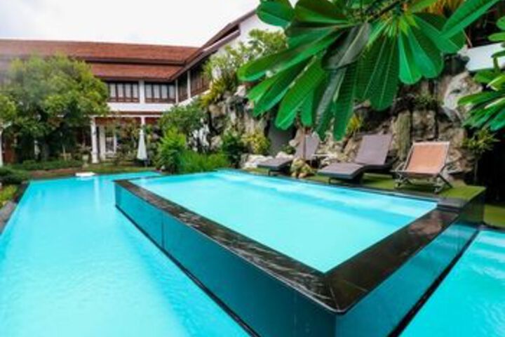 Pool 60 of 74