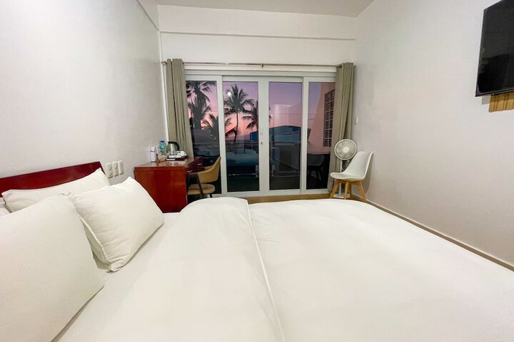 Room 19 of 80