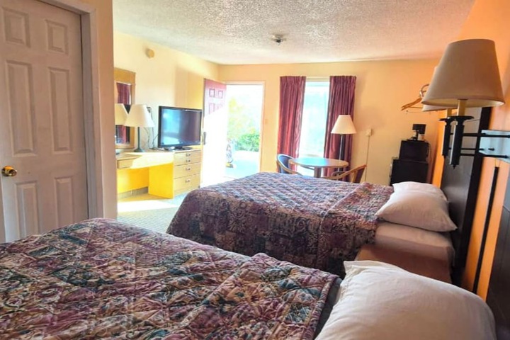 Room 22 of 44