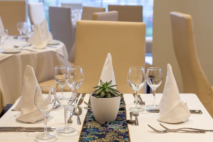 Dining 112 of 154