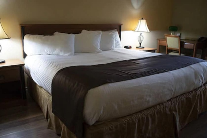 Room 21 of 125