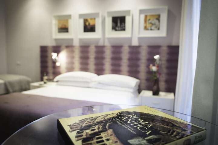 Room 21 of 49
