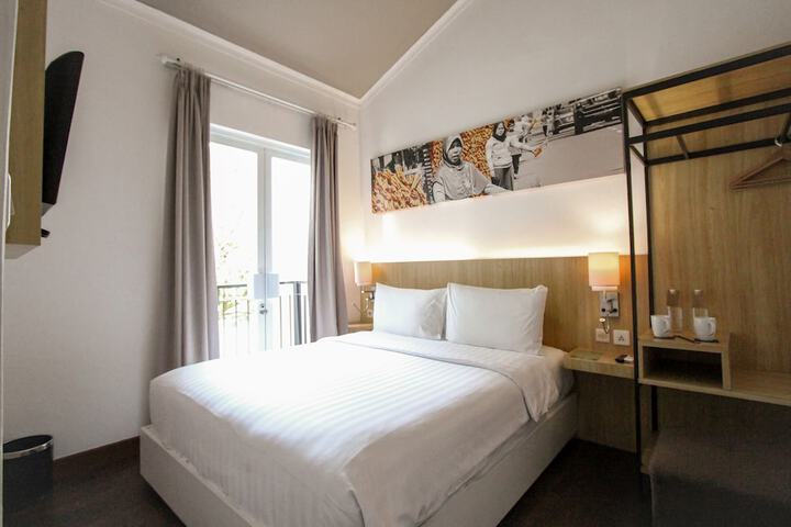Room 21 of 81