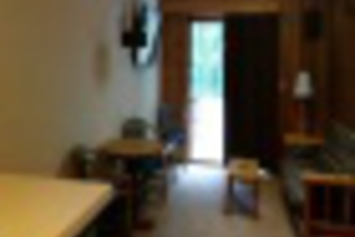 Room 183 of 348