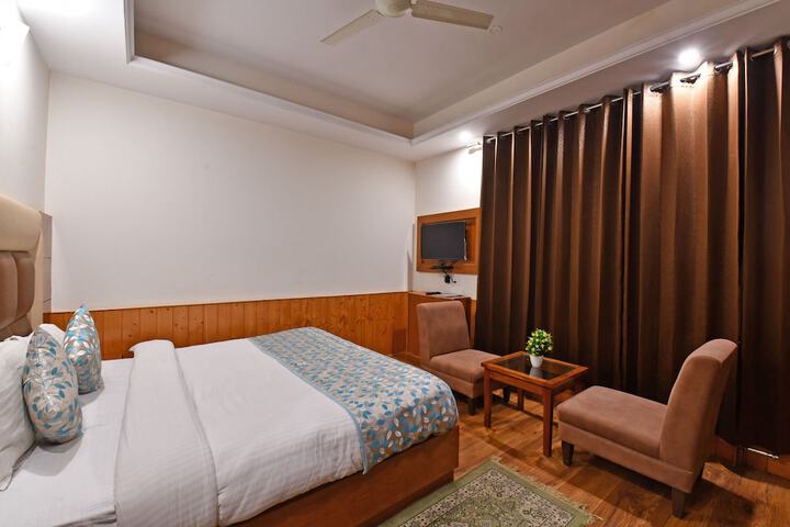 Room 14 of 43