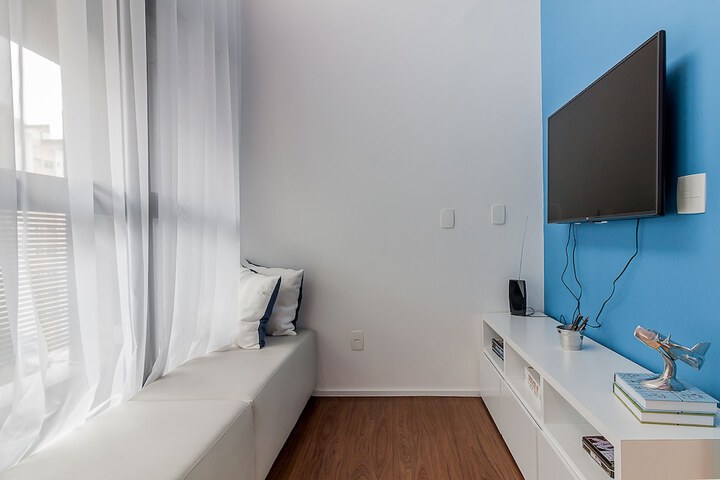 Room 13 of 34