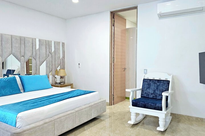 Room 21 of 58