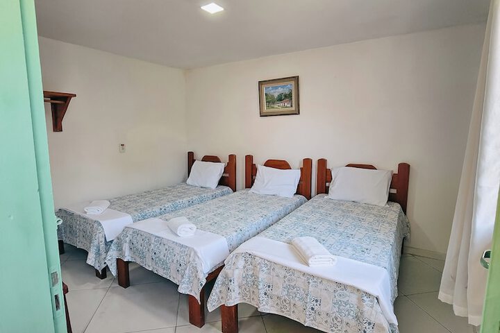 Room 10 of 29