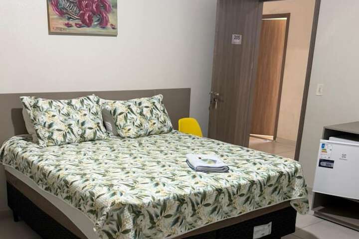 Room 10 of 17