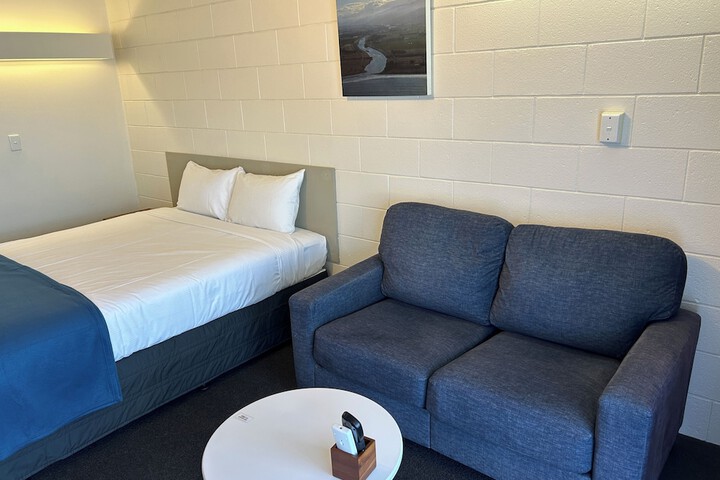 Room 37 of 75