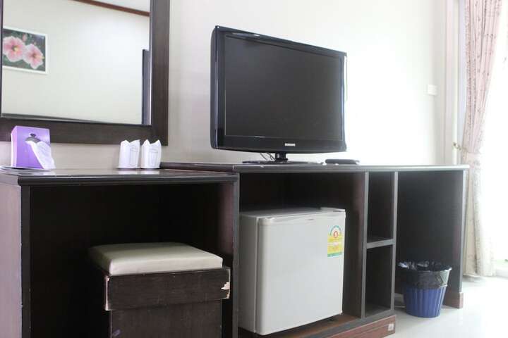 Room 16 of 48