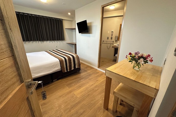 Room 50 of 167