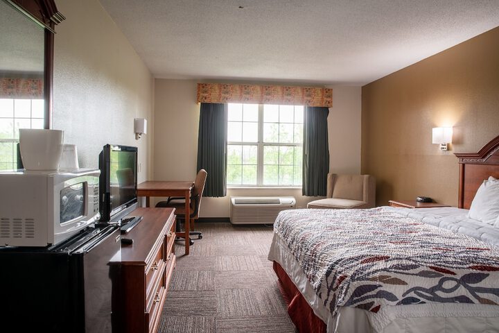 Standard | King Bed (12 of 15)