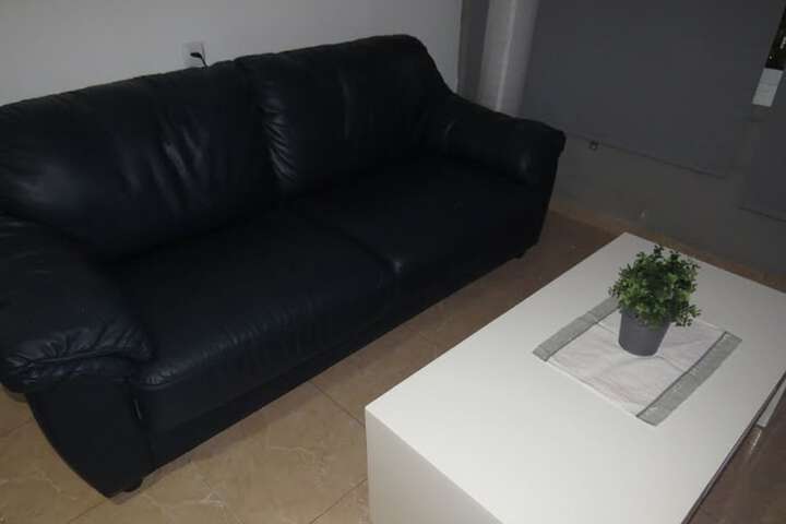 Room 13 of 25