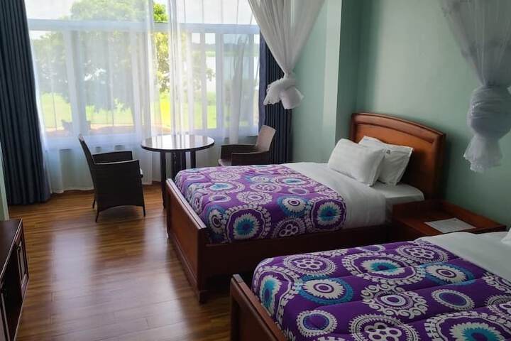 Room 90 of 150