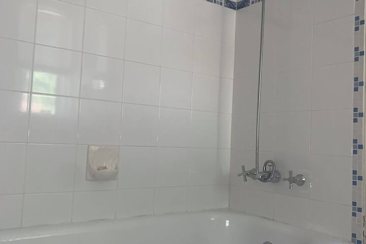 Room 60 of 118