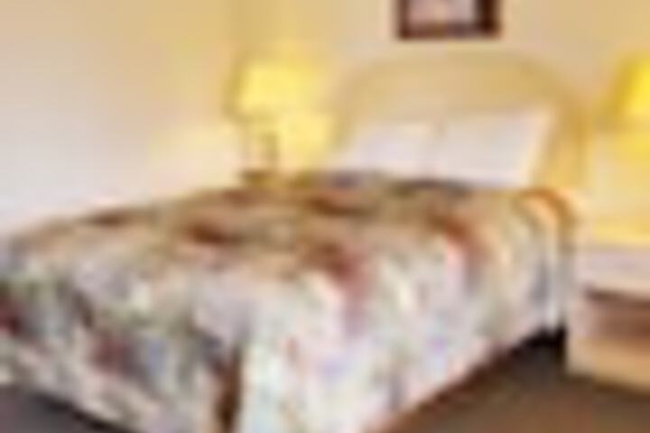 Room 26 of 120