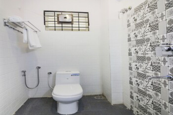Room 2 of 21