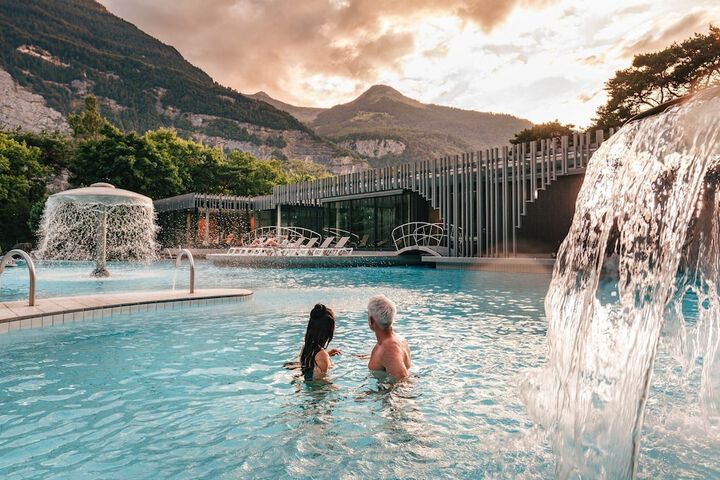 Hotel Pool