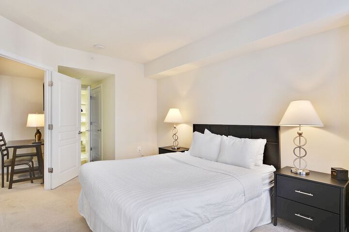 Room 8 of 26