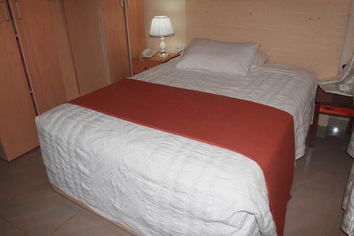 Room 10 of 44